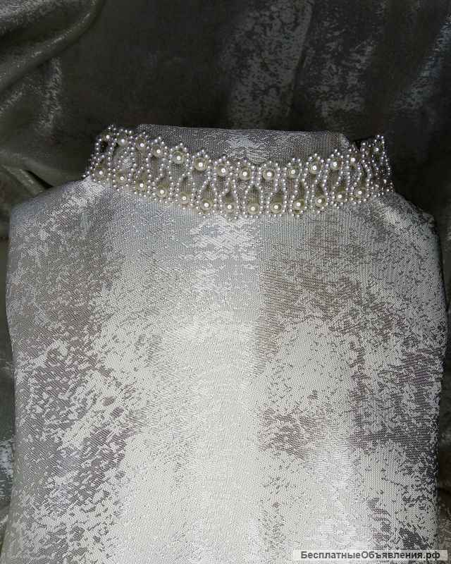 Чокер белый бисерный