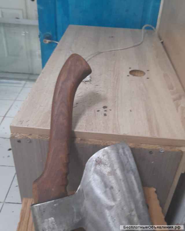 Холодильные витрины и шкаф