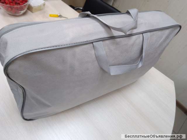 Упаковка для одеял с окантовкой из кедера тип Чемодан