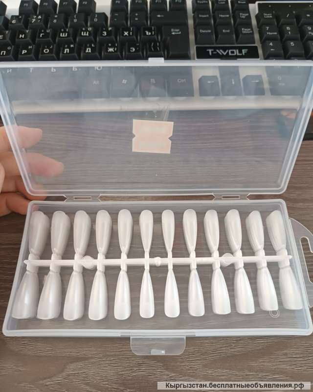 Накладные ногти в наличии