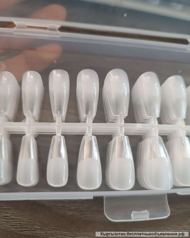 Накладные ногти в наличии