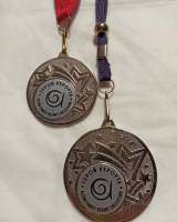 Медали Герой курорта. Цена за все две штуки