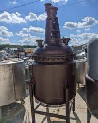 Реактор нержавеющий (варочный котёл), объем 0,63 куб.м., рубашка, мешалка, инв 7565