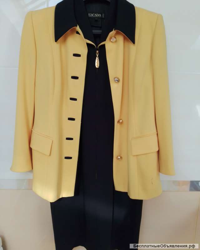 Комплект Escada пиджак+платье