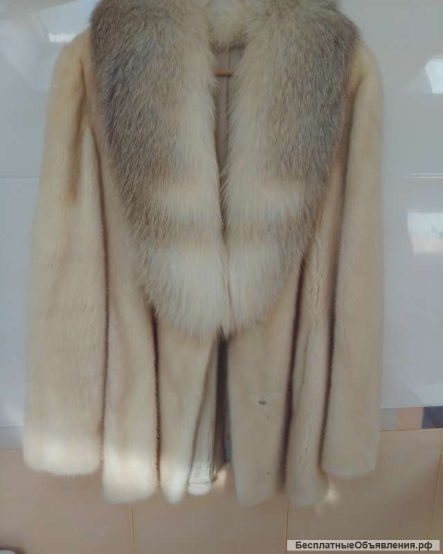 Норковая шуба ISLA с воротником из лисы
