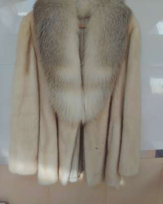 Норковая шуба ISLA с воротником из лисы