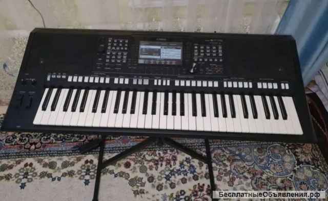 Синтезатор