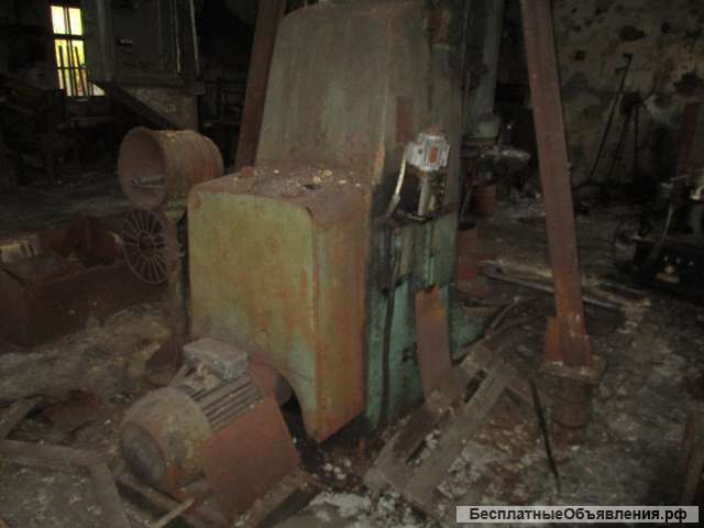 Молот ковочный МА4136