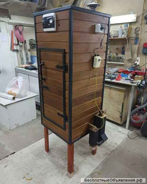 Коптильни из дерева для загородного дома и дачи