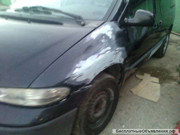 Остатки Dodge Caravan и Chrysler Voyager 2000