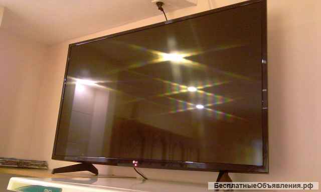Телевизор LG 43LH570V смарт
