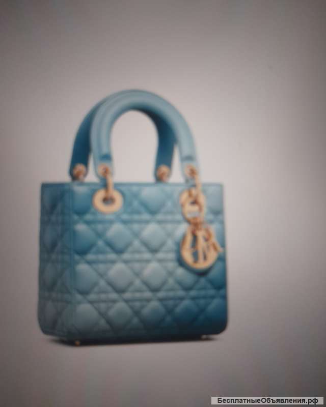Новая сумка Christian Dior