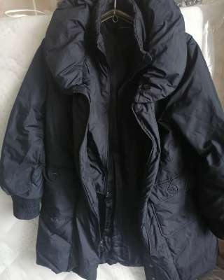 Зимний пуховик Elie Tahari куплен в Америке синий молния под замену