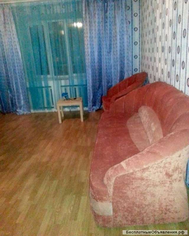 2-комнатная, Очаковцев-37, Центр