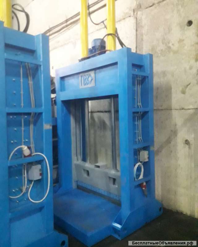 Гидравлическая гильотина ГГР- 1400 для пластиковых труб и литников