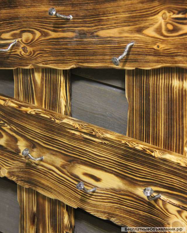 Вешалка деревянная настенная стиль рустик