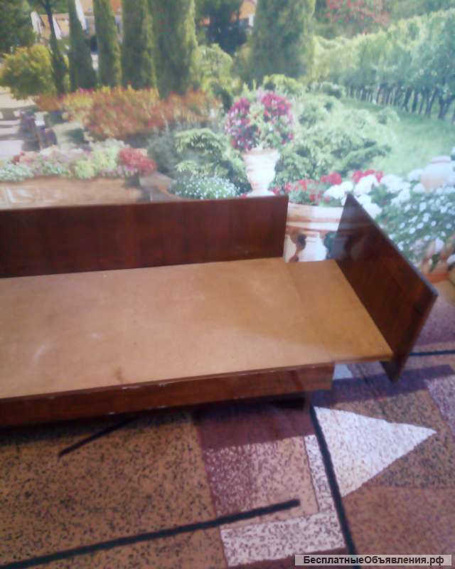 Кровать раздвижная времен СССР