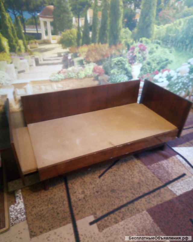 Кровать раздвижная времен СССР