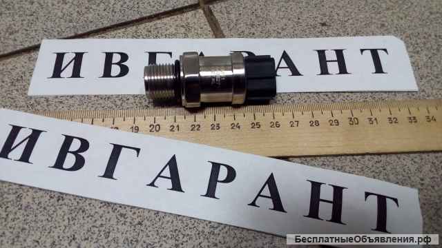 4436271 Датчик давления 4436271