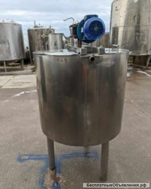 Емкость нержавеющая, объем 0,35куб.м., рубашка, мешалка, инв 1933