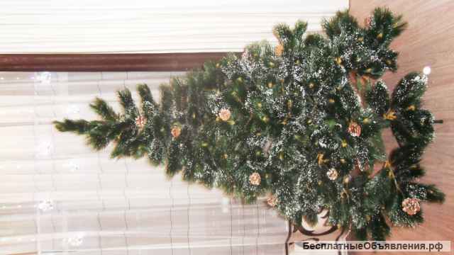 Ёлка искусственная, разборная, высотой 180 см