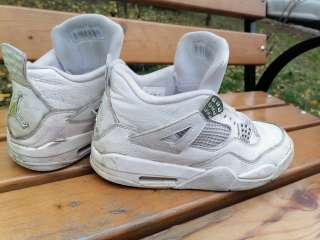 Nike air jordan 4 retro белые есть трещина нужен ремонт Цена 1000 рублей Метро Отрадное самовывоз