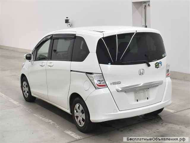 Минивэн 6 мест класса компактвэн Honda Freed кузов GB3 модификация G Just Selection Plus гв 2014