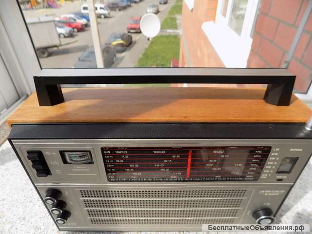 Новый радиоприёмник Selena B215 (экспортная модель)