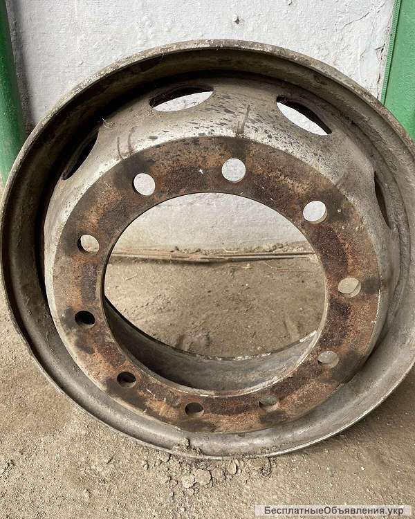 Диск на шину 315*70 R 22.5 на DAF 95 XF