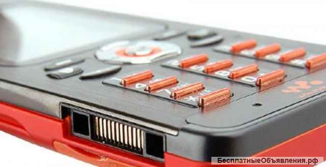 Sony Ericsson Walkman W880i (оригинал)