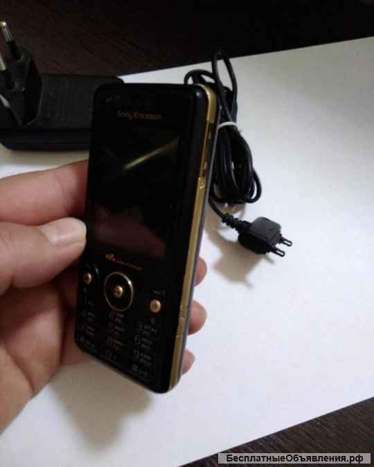 Sony Ericsson W660i (оригинал, комплект)