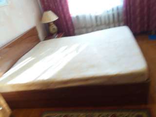 2-х спальную кровать с матрасом из гарнитура Шатура