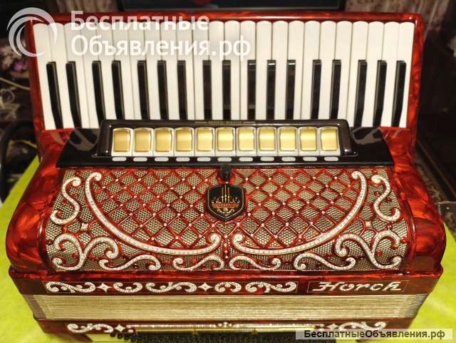 Концертный аккoрдeон Horch Superior. Германия