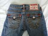 Джинсы True Religion