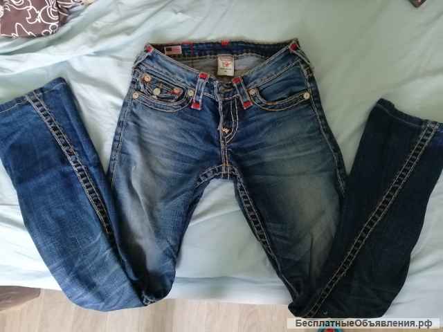 Джинсы True Religion