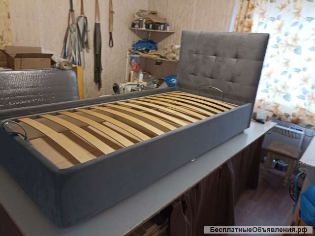 Интерьерная кровать