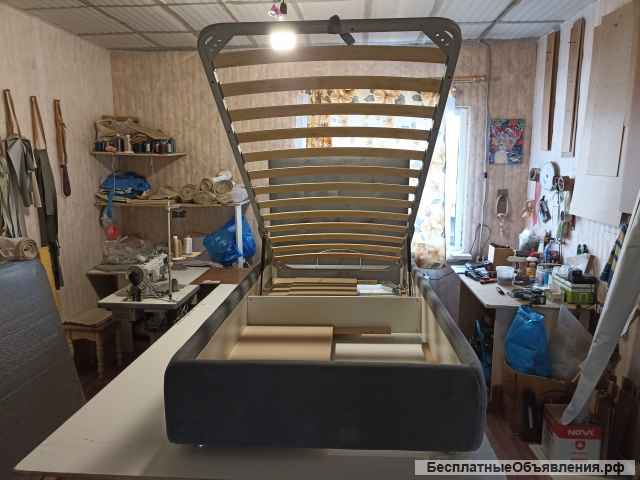 Интерьерная кровать