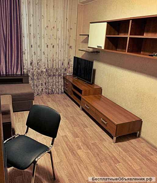 Сдаю 2к.кв. пр. Ленина 1/6кирп. 36м. ремонт