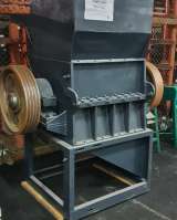 Дробилка для широкого перечня твердых полимерных отходов с толщиной до 20 мм. SWP - 720