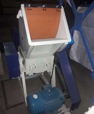 Дробилка для ПЭТ бутылки и пленки DSNL - 600