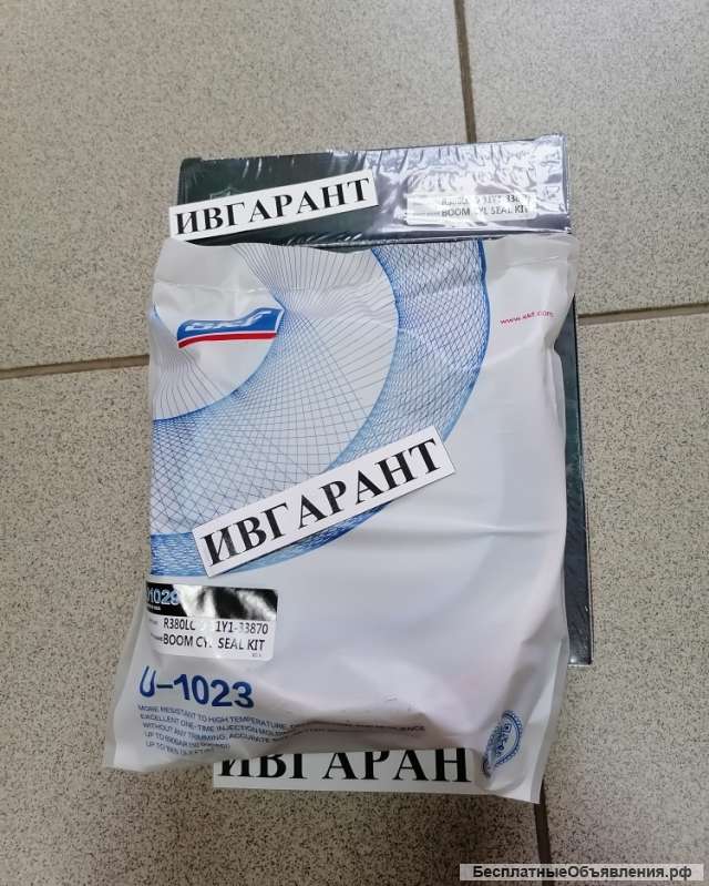 31Y1-33870 Ремкомплект гидроцилиндра стрелы 31Y1-33870, 31Y133870 (110/160) R380LC-9