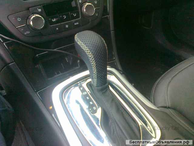 Кожа на ручке КПП пришла в негодность? Звони немедленно, мы поможем