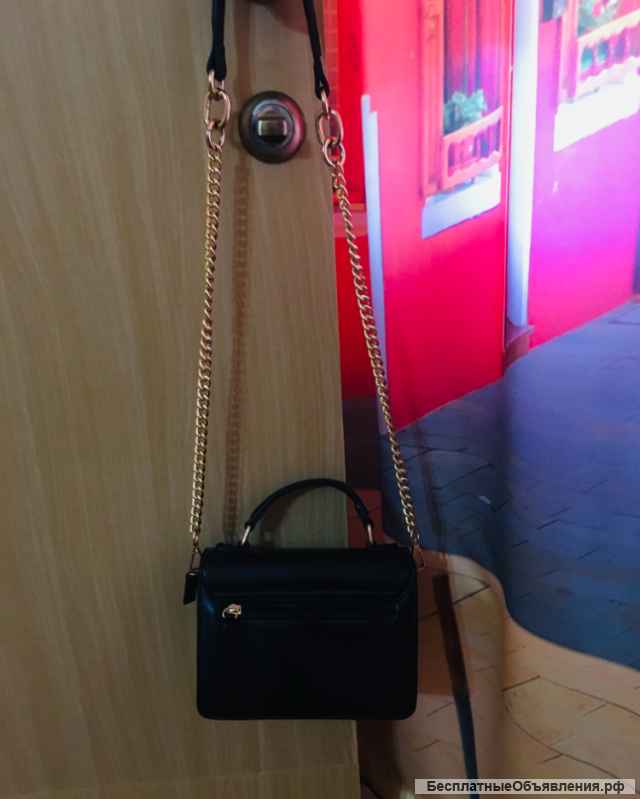 Сумка на цепочке