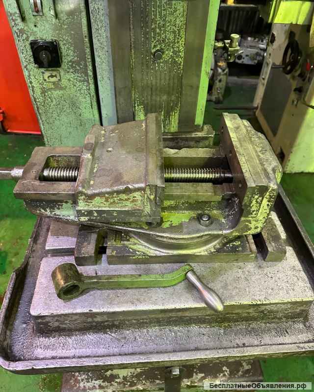 Вертикальный сверлильный станок 2н150-2