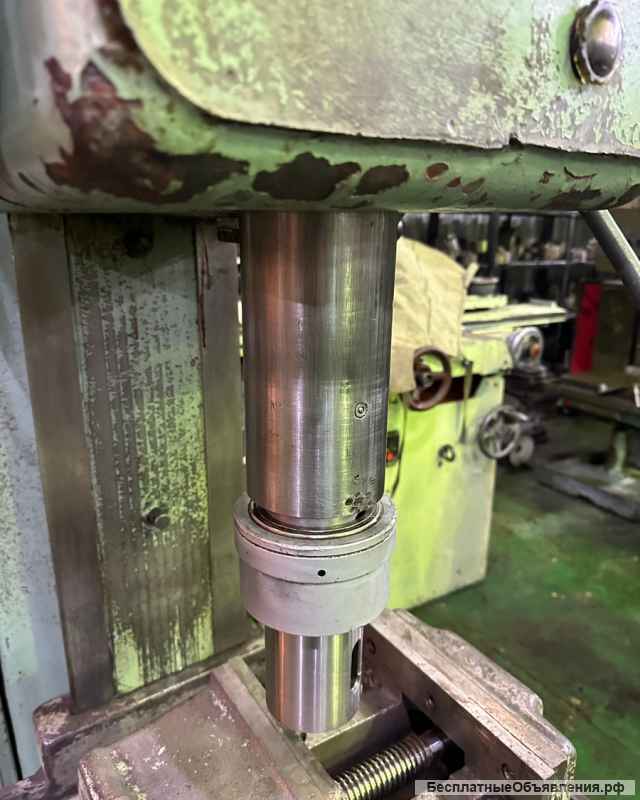 Вертикальный сверлильный станок 2н150-2