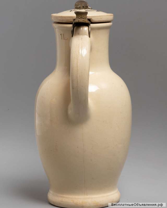 Старинный кувшин для вина «К.О. Шиттъ. Поставщик Двора Его Императорскаго Величества». Конец XIX в.