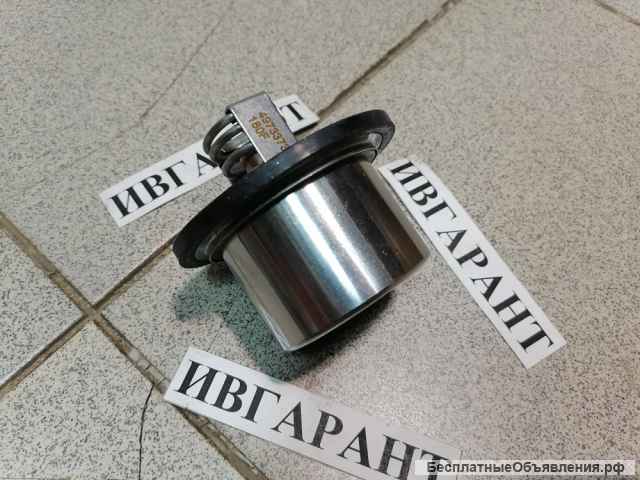 2882757 Термостат Cummins 2882757