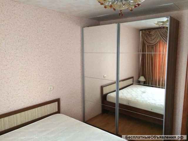 2-к, Лебедя-24, Остряки