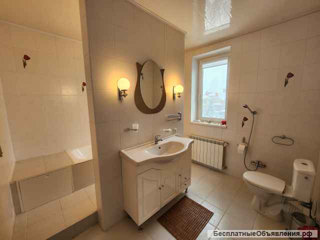 Двухэтажный коттедж в 5км от Минска Участок 15.86 соток