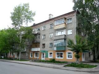 1-к гостинка, Карташова 42а